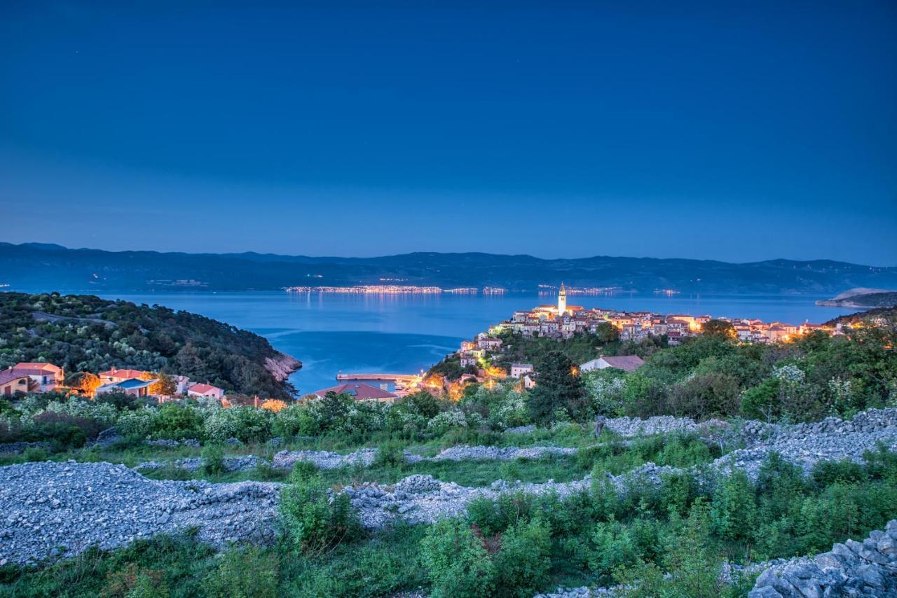 Appartamento Stone House Knez Vrbnik Esterno foto