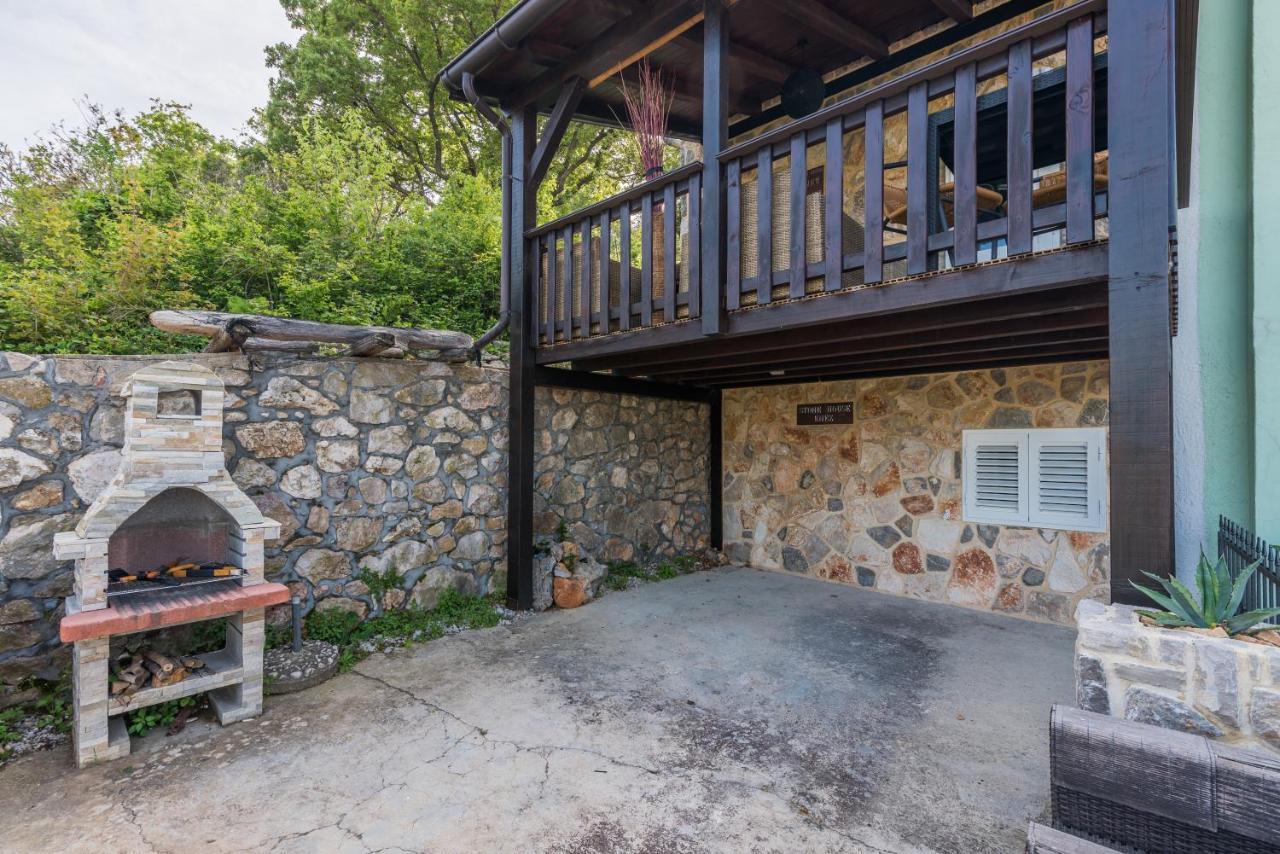 Appartamento Stone House Knez Vrbnik Esterno foto
