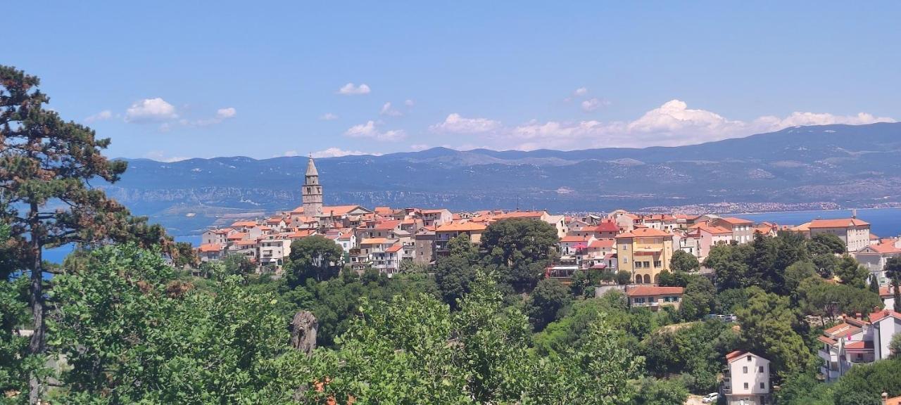 Appartamento Stone House Knez Vrbnik Esterno foto